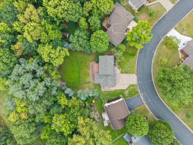 7640 Bowman Court, Inver Grove Heights, MN 55076
