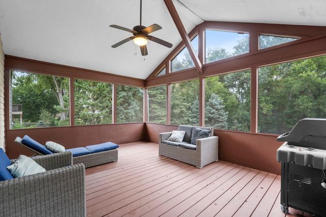 7640 Bowman Court, Inver Grove Heights, MN 55076