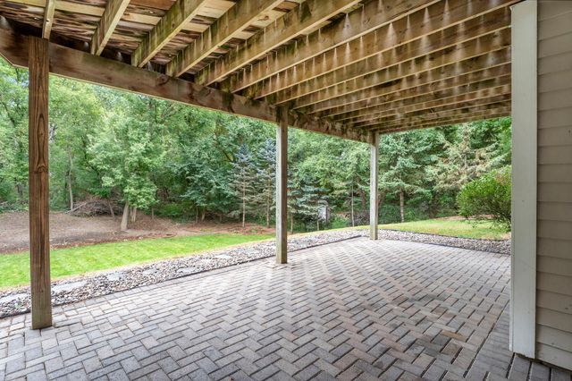 7640 Bowman Court, Inver Grove Heights, MN 55076