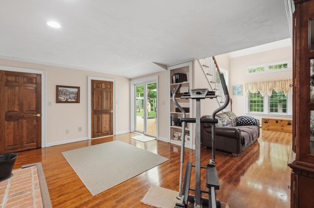 1 Timberlane, Plymouth, MA 02360