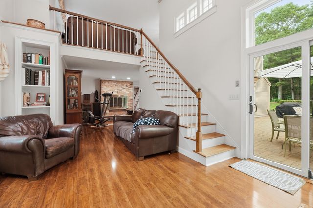 1 Timberlane, Plymouth, MA 02360
