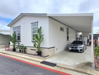 21851 Newland Street 44, Huntington Beach, CA 62646