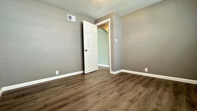 4951 36th STREET, Hartland, WI 53029