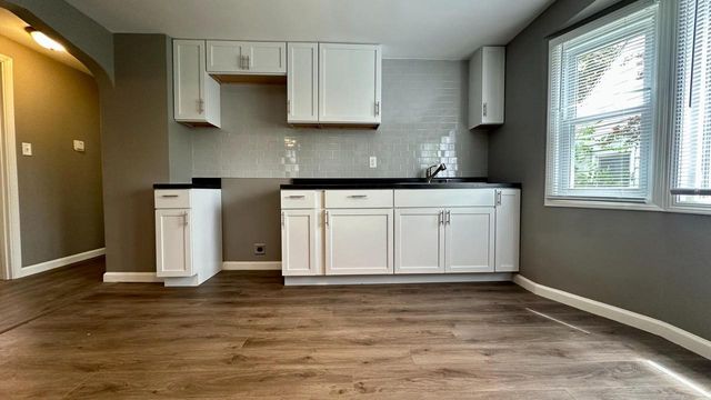 4951 36th STREET, Hartland, WI 53029
