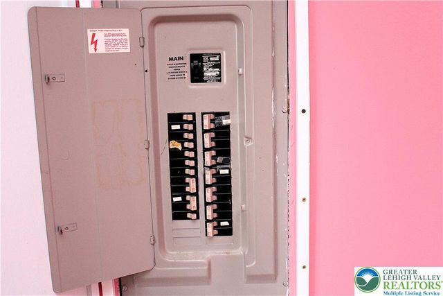 15 Hilltop Circle, Middle Smithfield Twp, PA 18302