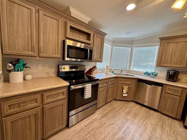 82184 E STREET N 184, Pinellas Park, FL 33781