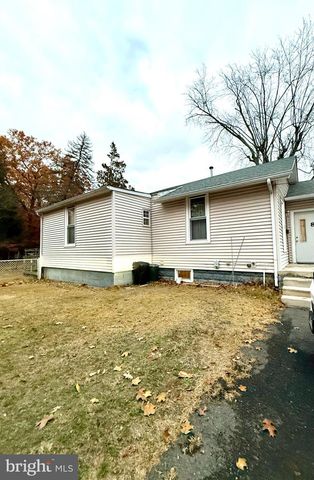 8 NORWAY AVE, Clementon, NJ 08021