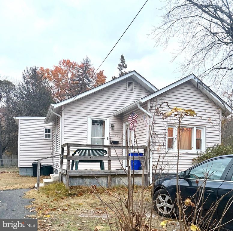 8 NORWAY AVE, Clementon, NJ 08021