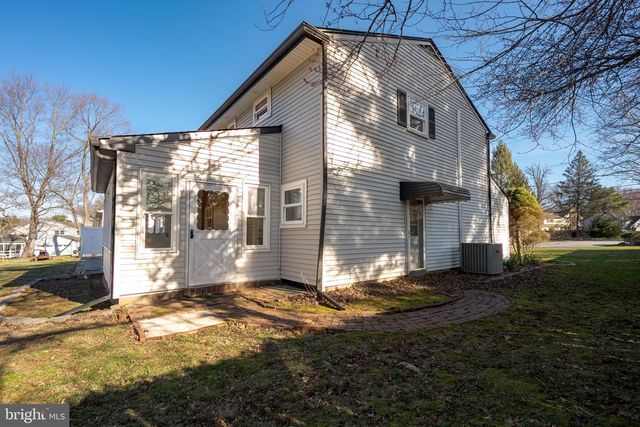 1336 S SHIP RD, West Chester, PA 19380