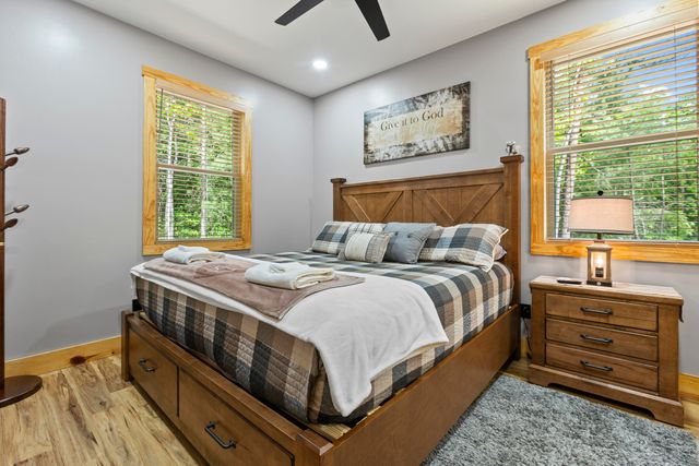 47 Wolfe Lake Spur Road, Campton, KY 41301