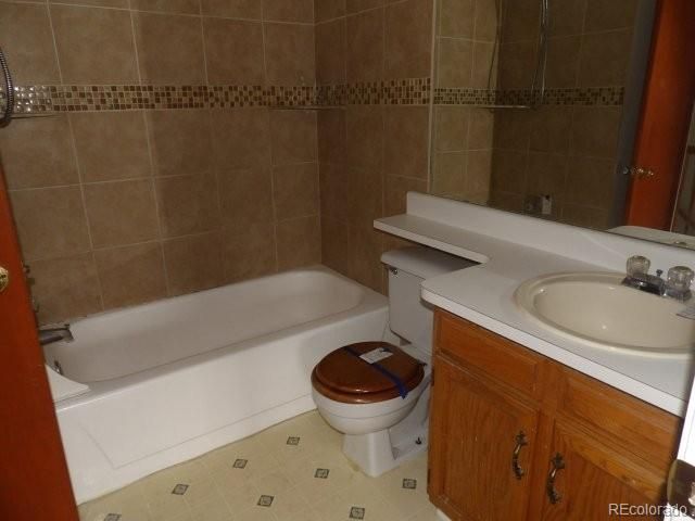 14272 E Hawaii Circle B, Aurora, CO 80012