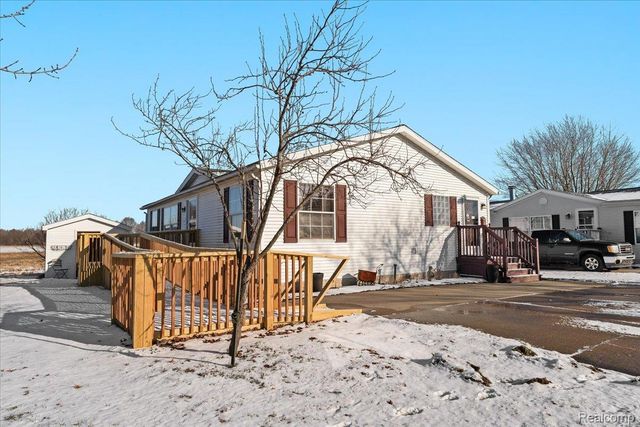 4482 Wynnwood Drive, Howell, MI 48843