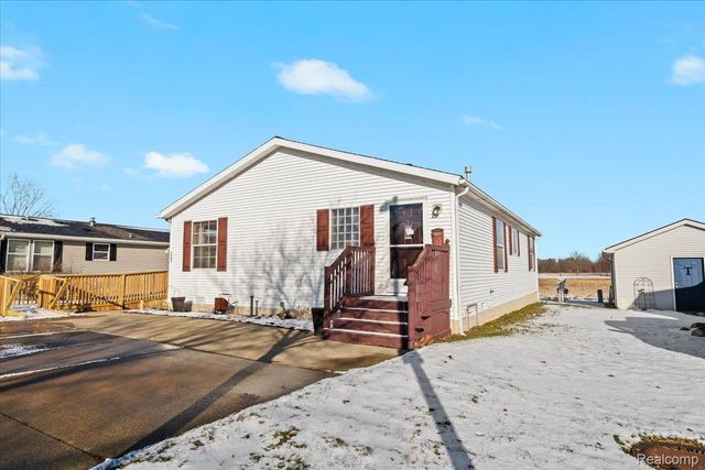 4482 Wynnwood Drive, Howell, MI 48843