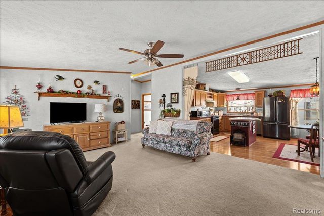 4482 Wynnwood Drive, Howell, MI 48843