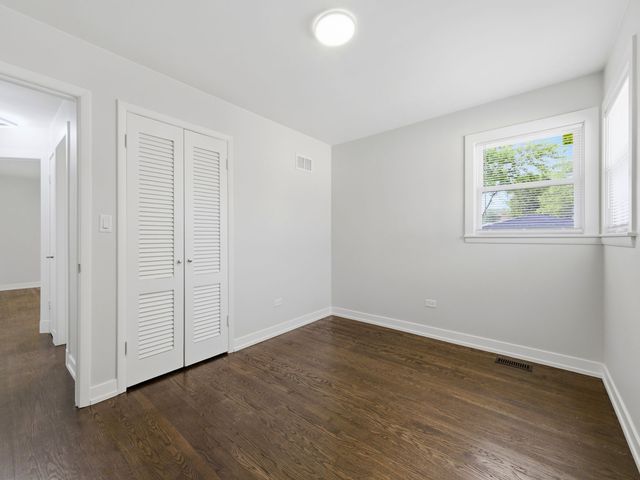 5544 Oakdale Drive, Oak Lawn, IL 60453