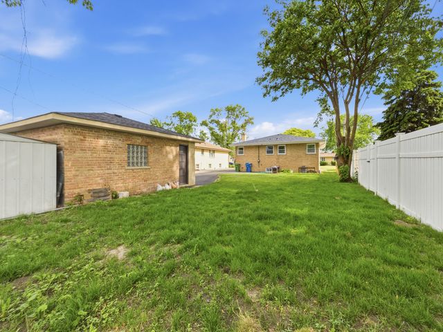 5544 Oakdale Drive, Oak Lawn, IL 60453