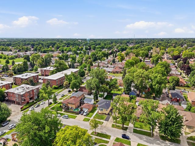 5544 Oakdale Drive, Oak Lawn, IL 60453