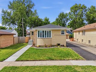 5544 Oakdale Drive, Oak Lawn, IL 60453