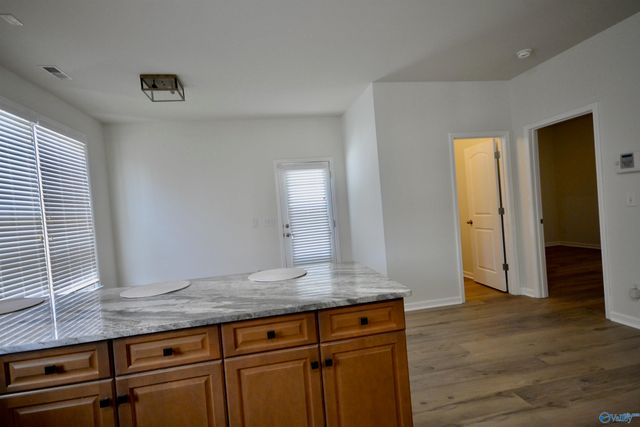 307 Acorn Grove Lane SW, Huntsville, AL 35824