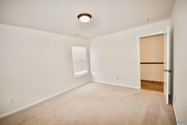 307 Acorn Grove Lane SW, Huntsville, AL 35824