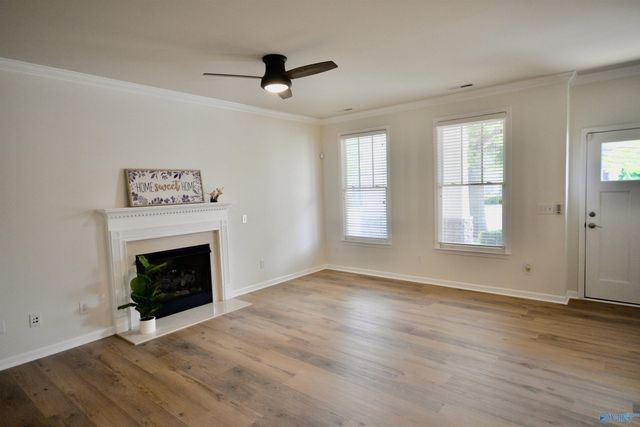 307 Acorn Grove Lane SW, Huntsville, AL 35824