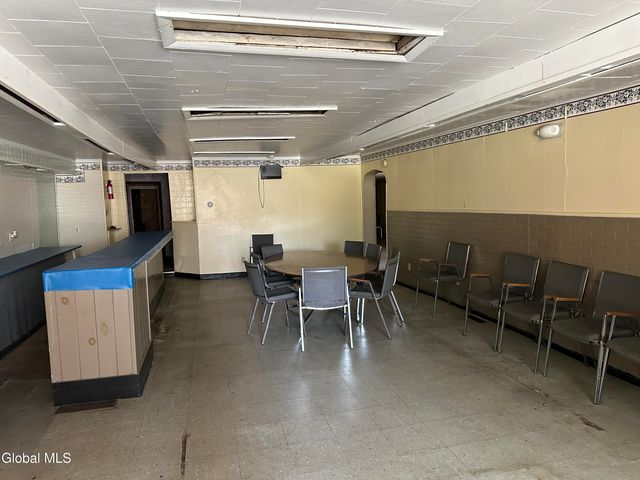 26 N Market Street, Johnstown, NY 12095