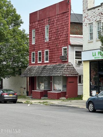 26 N Market Street, Johnstown, NY 12095