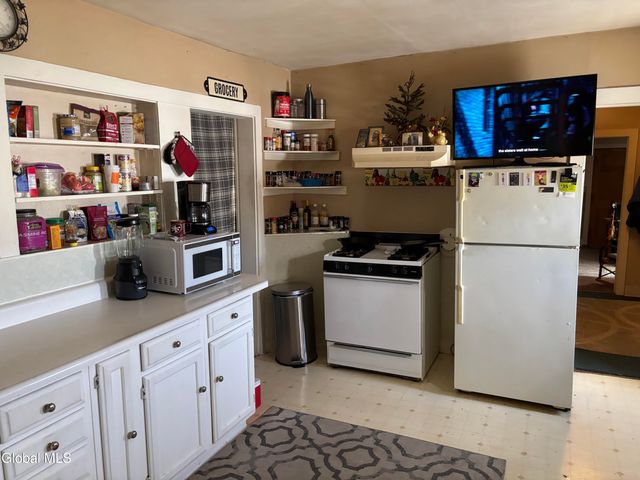 26 N Market Street, Johnstown, NY 12095