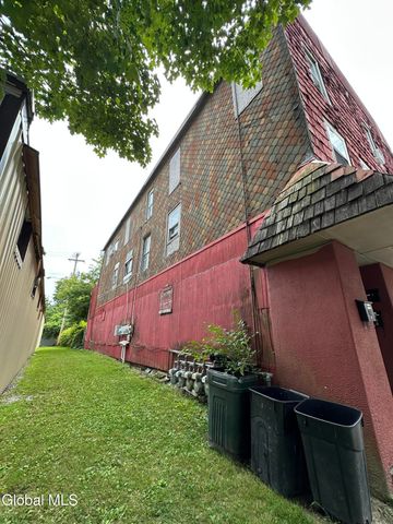 26 N Market Street, Johnstown, NY 12095