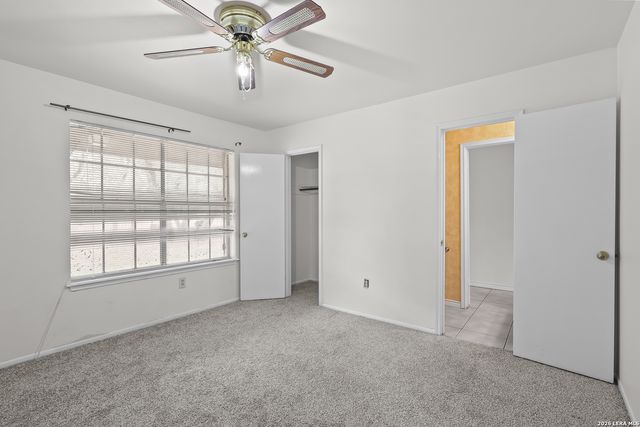 336 Lost Trail, La Vernia, TX 78121
