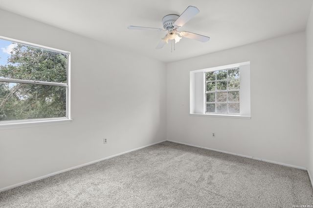 336 Lost Trail, La Vernia, TX 78121