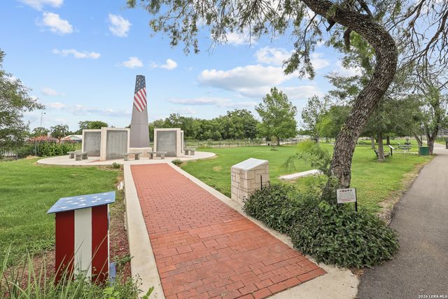 336 Lost Trail, La Vernia, TX 78121