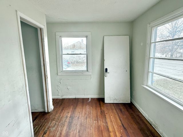 4301 E 21st Street, Indianapolis, IN 46218