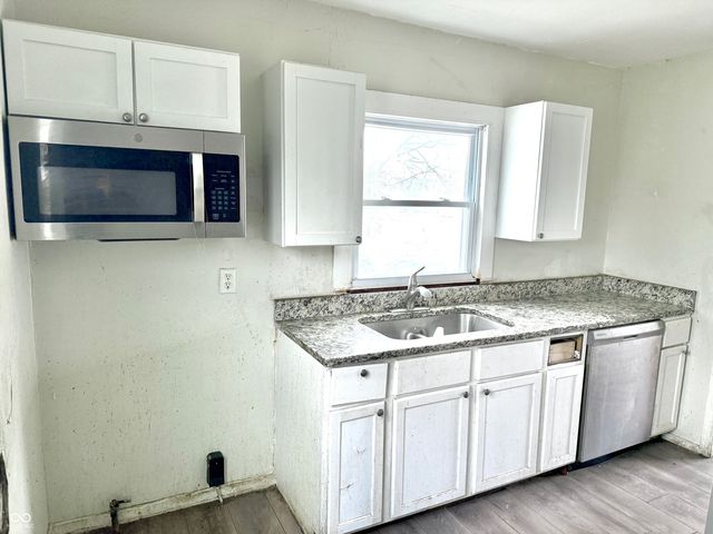 4301 E 21st Street, Indianapolis, IN 46218