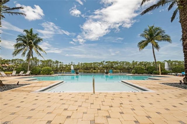 1826 Tarpon Bay DR S 91, Naples, FL 34119