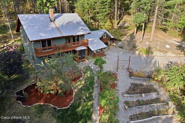 627 Y For Rd, Cocolalla, ID 83813