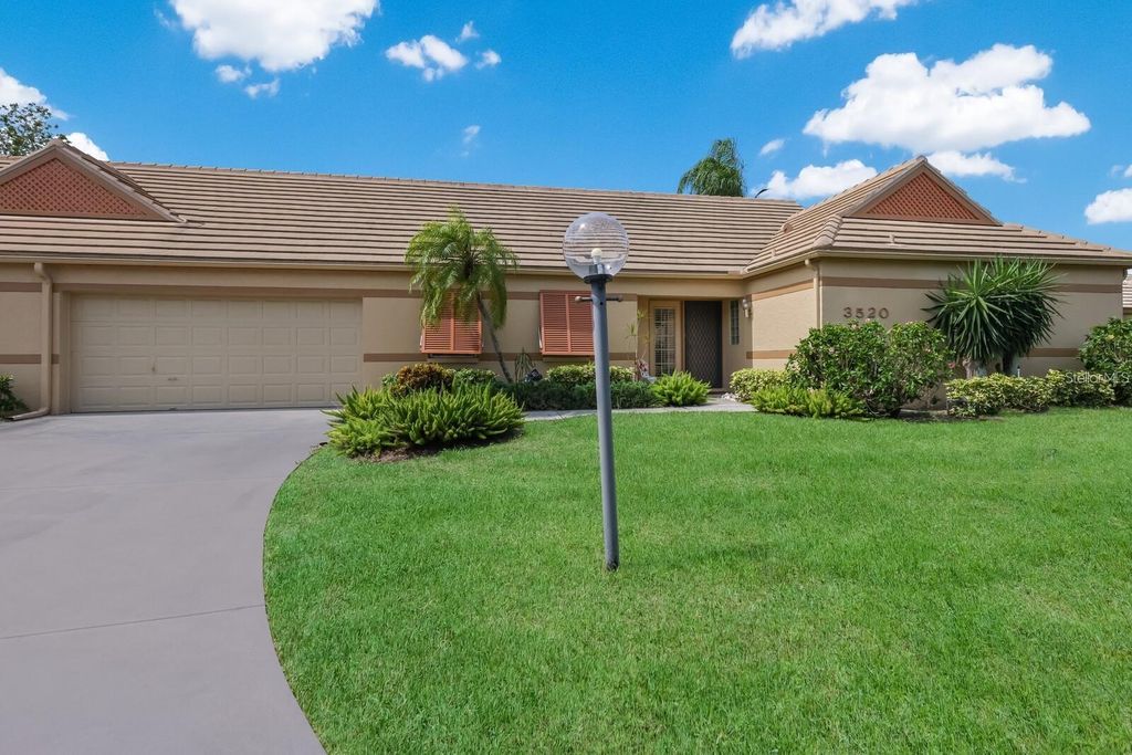 3520 57TH AVENUE CIRCLE W, BRADENTON, FL 34210 — exterior