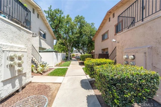 1382 Via Santiago D, Corona, CA 92882