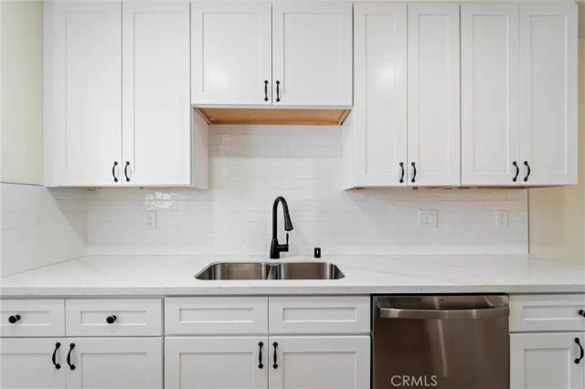1382 Via Santiago D, Corona, CA 92882
