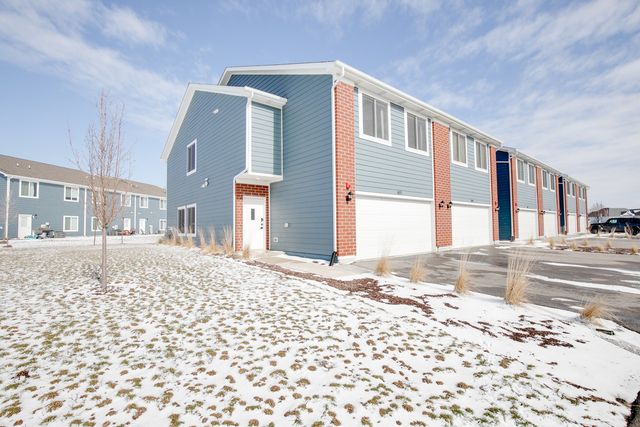 1021 Gillespie Lane, Yorkville, IL 60560