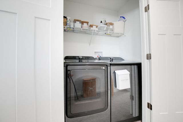 1021 Gillespie Lane, Yorkville, IL 60560