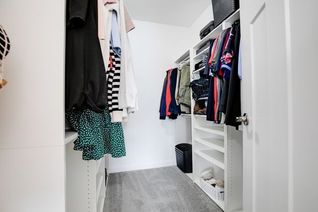 1021 Gillespie Lane, Yorkville, IL 60560