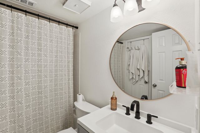 2835 Keller Springs Road 1104, Carrollton, TX 75006