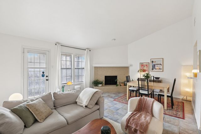 2835 Keller Springs Road 1104, Carrollton, TX 75006