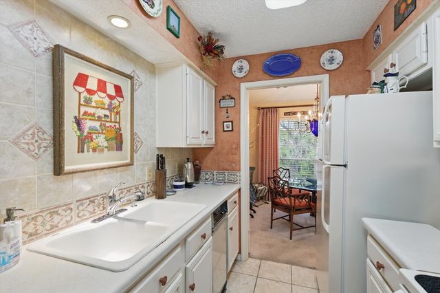 9801 Royal Lane 804, Dallas, TX 75231
