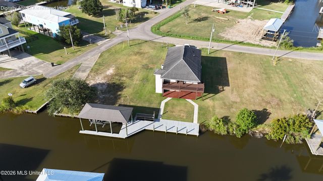 11184 Tahiti Street, Bay Saint Louis, MS 39520