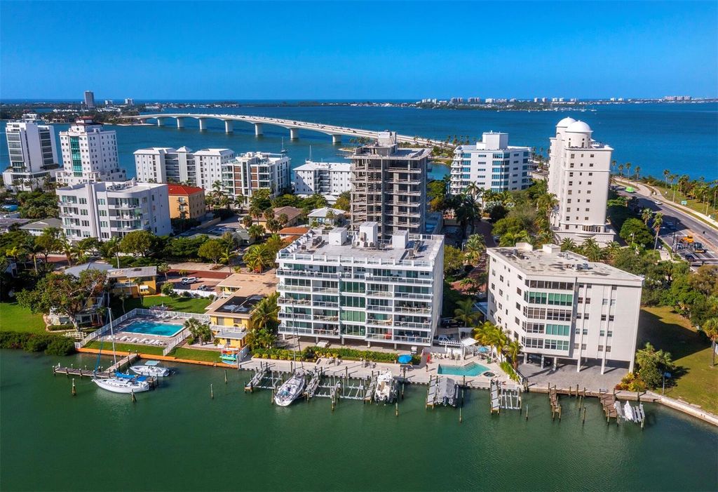 650 GOLDEN GATE POINT 401, Sarasota, FL 34236