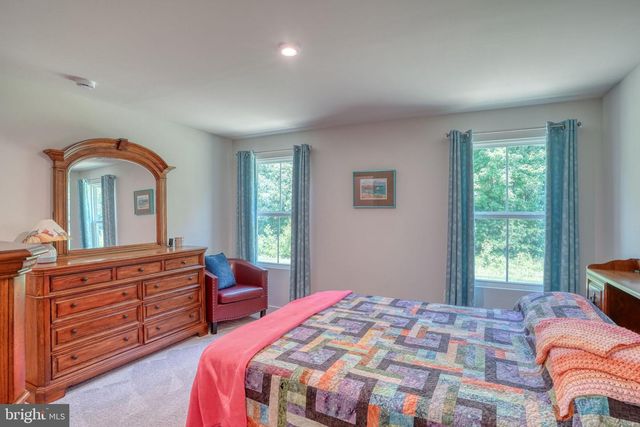 401 ALEZACH DR, Dover, DE 19901