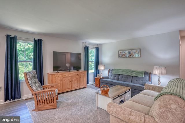401 ALEZACH DR, Dover, DE 19901