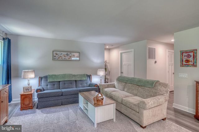 401 ALEZACH DR, Dover, DE 19901
